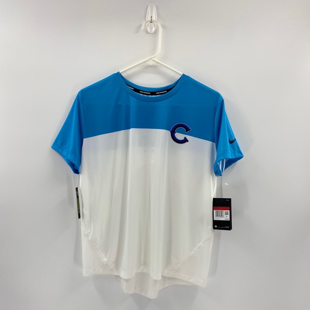 Nike Running Dry-Fit Chicago Marathon 2019 Short Sleeve Shirt Woman’s Size Large